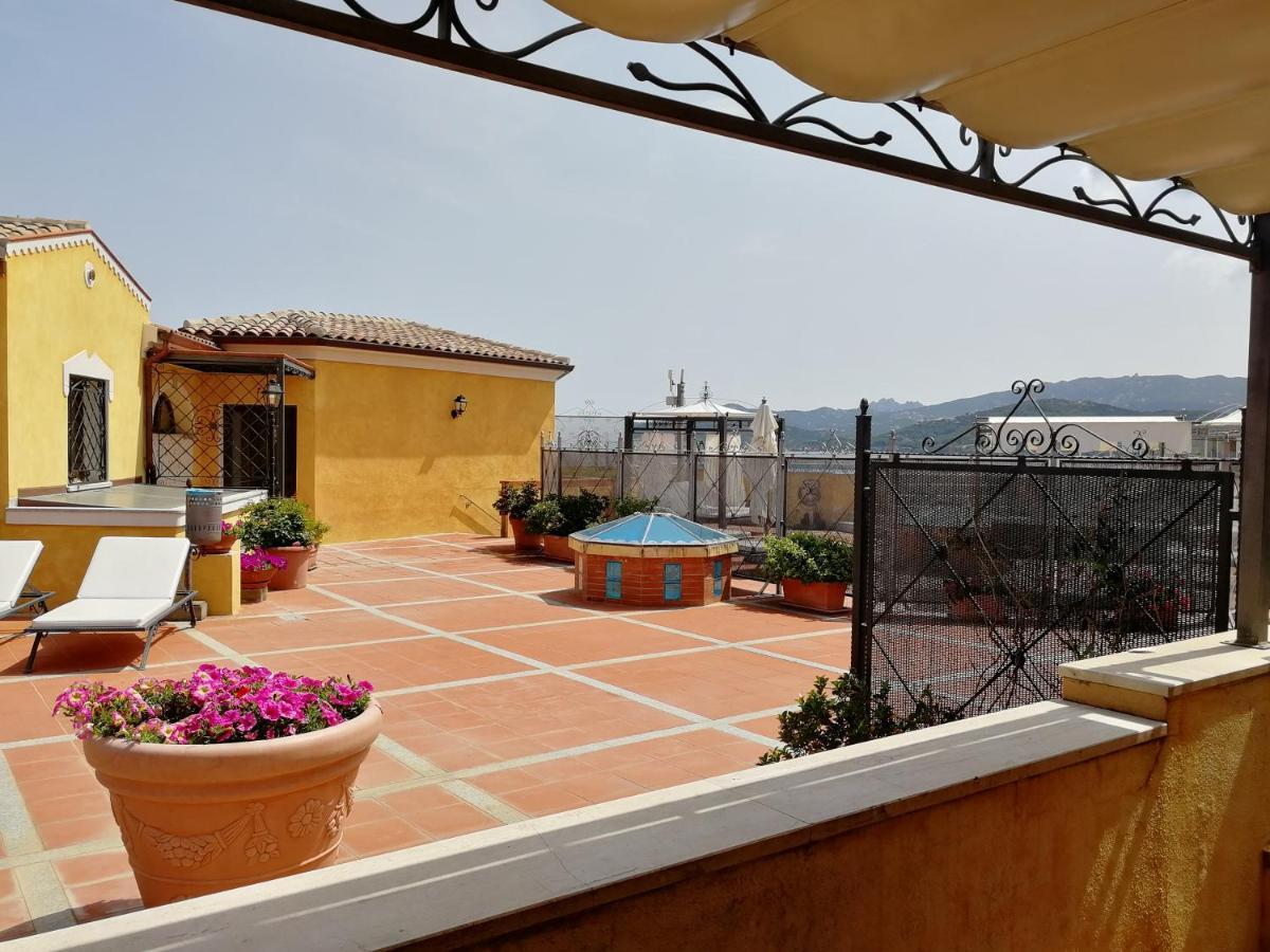 Residence Riva Azzurra Cannigione Exterior photo