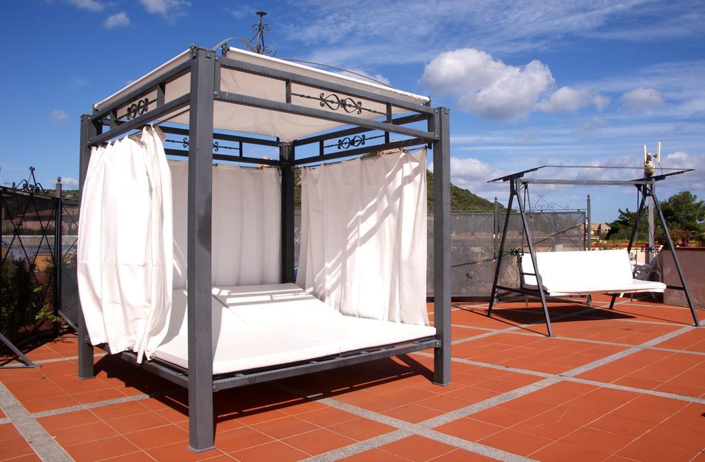 Residence Riva Azzurra Cannigione Exterior photo